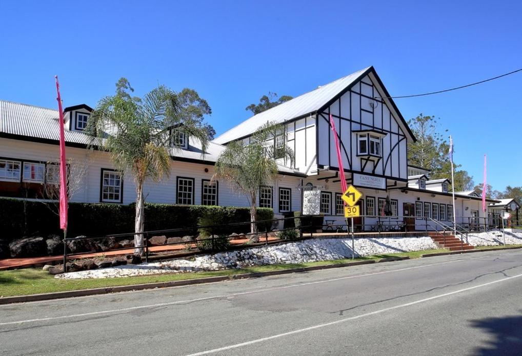 Canungra Hotel Exterior photo